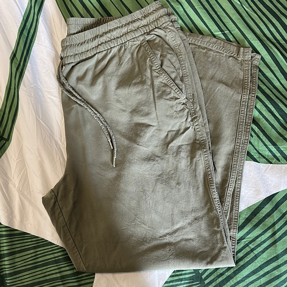 H&M Tapered Leg Casual Pants